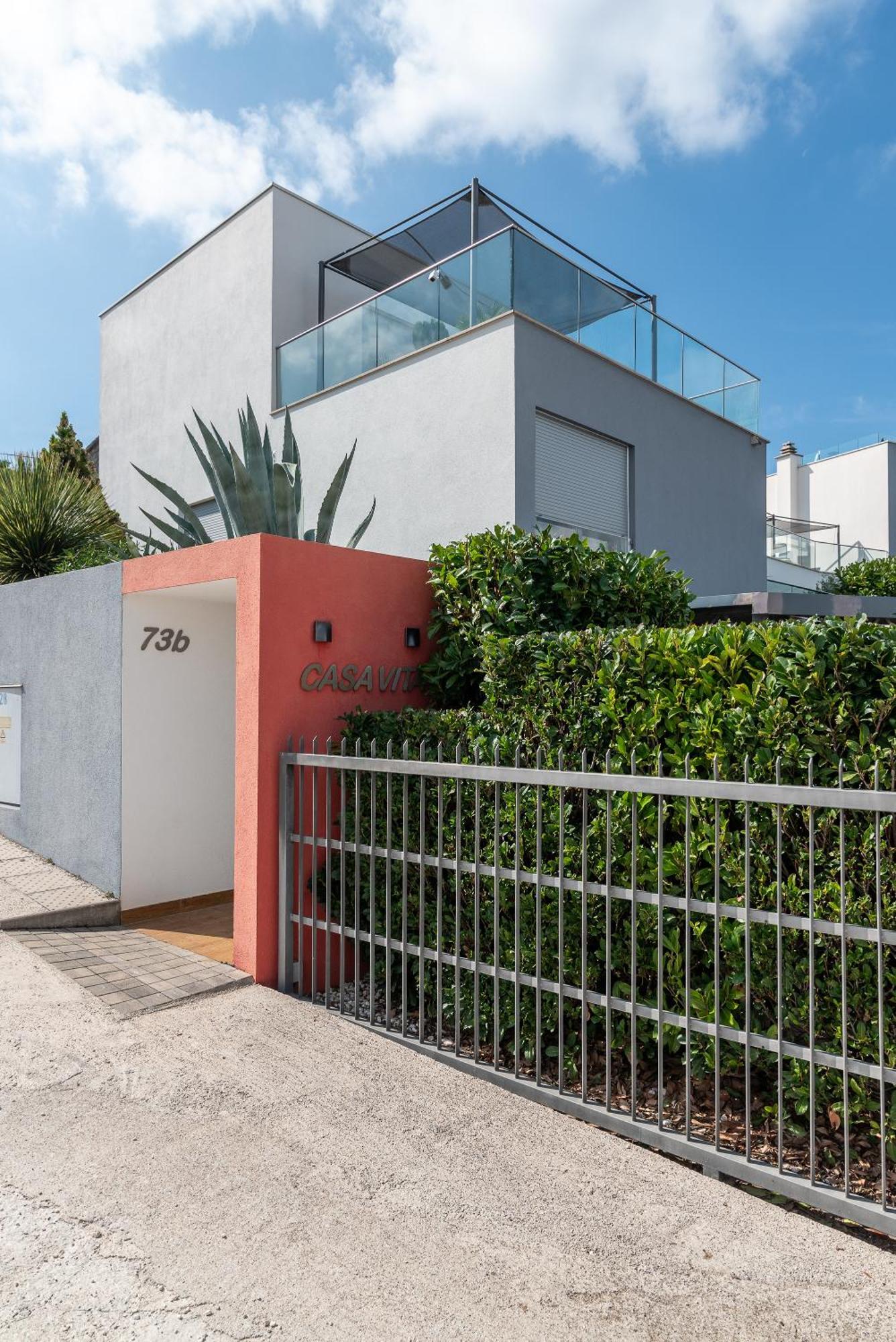 Casa *